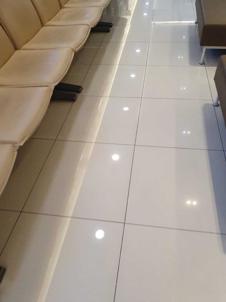 서울시 은평구 수색동 입주청소 이사청소 비용 무료 견적 저렴하고 잘하는 곳 추천: 스팅거클린의 청소 혁신