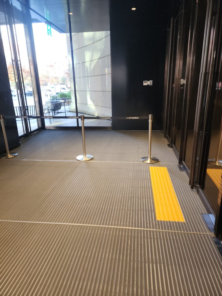 서울시 종로구 부암동 입주청소 이사청소 비용 무료 견적 저렴하고 잘하는 곳 추천: 스팅거클린의 완벽한 청소 경험