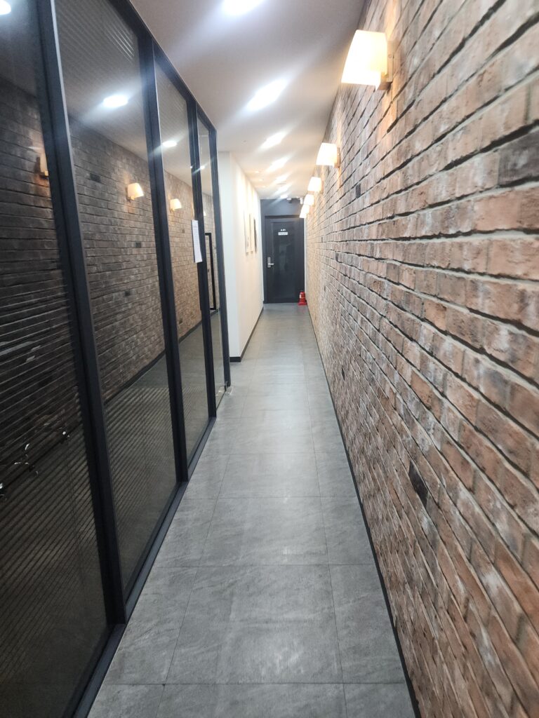 인천 중구 신흥동 입주청소 이사청소 비용 무료 견적 저렴하고 잘하는 곳 추천: 스팅거클린의 완벽한 서비스