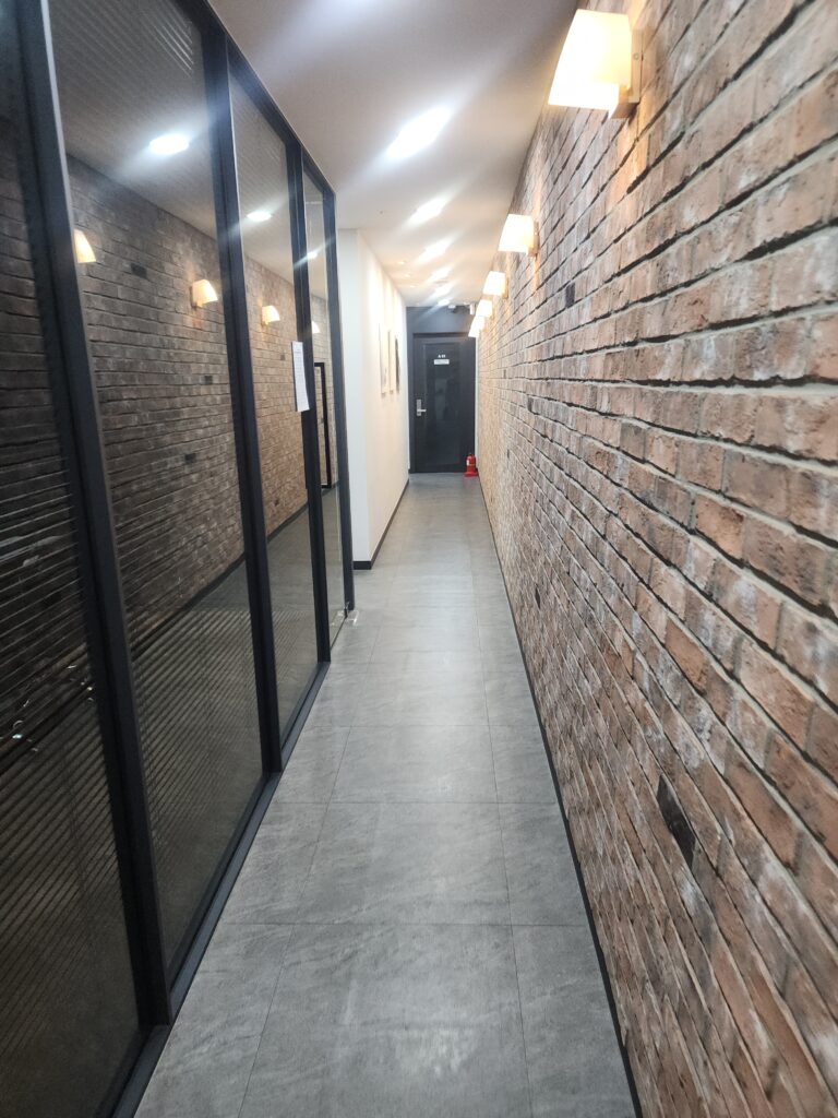 인천 동구 송현동 입주청소 이사청소 비용 무료 견적 저렴하고 잘하는 곳 추천: 스팅거클린의 완벽한 서비스 체험기