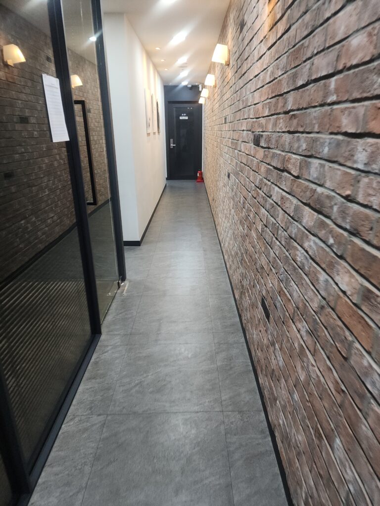 성남시 분당구 백현동 입주청소 이사청소 비용 무료 견적 저렴하고 잘하는 곳 추천: 스팅거클린의 완벽한 서비스 경험