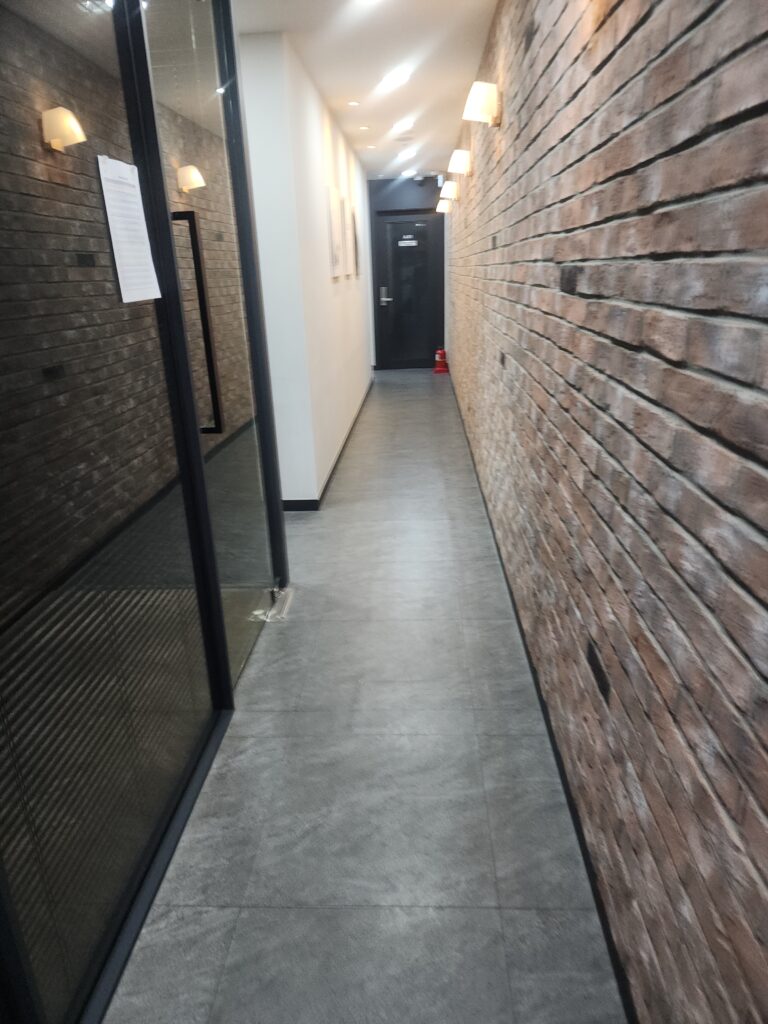 부천시 원미구 심곡동 입주청소 이사청소 비용 무료 견적 저렴하고 잘하는 곳 추천: 스팅거클린의 특별한 청소 서비스