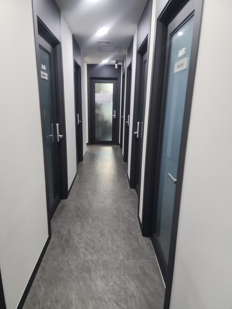 용인시 수지구 성복동 입주청소 이사청소 비용 무료 견적 저렴하고 잘하는 곳 추천: 스팅거클린의 청소 마스터클래스