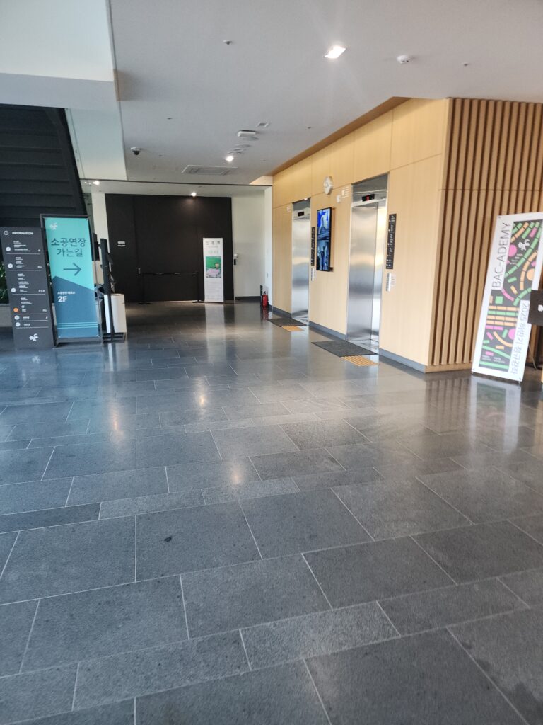 성남시 중원구 상대원동 입주청소 이사청소 비용 무료 견적 저렴하고 잘하는 곳 추천: 스팅거클린의 전문 서비스