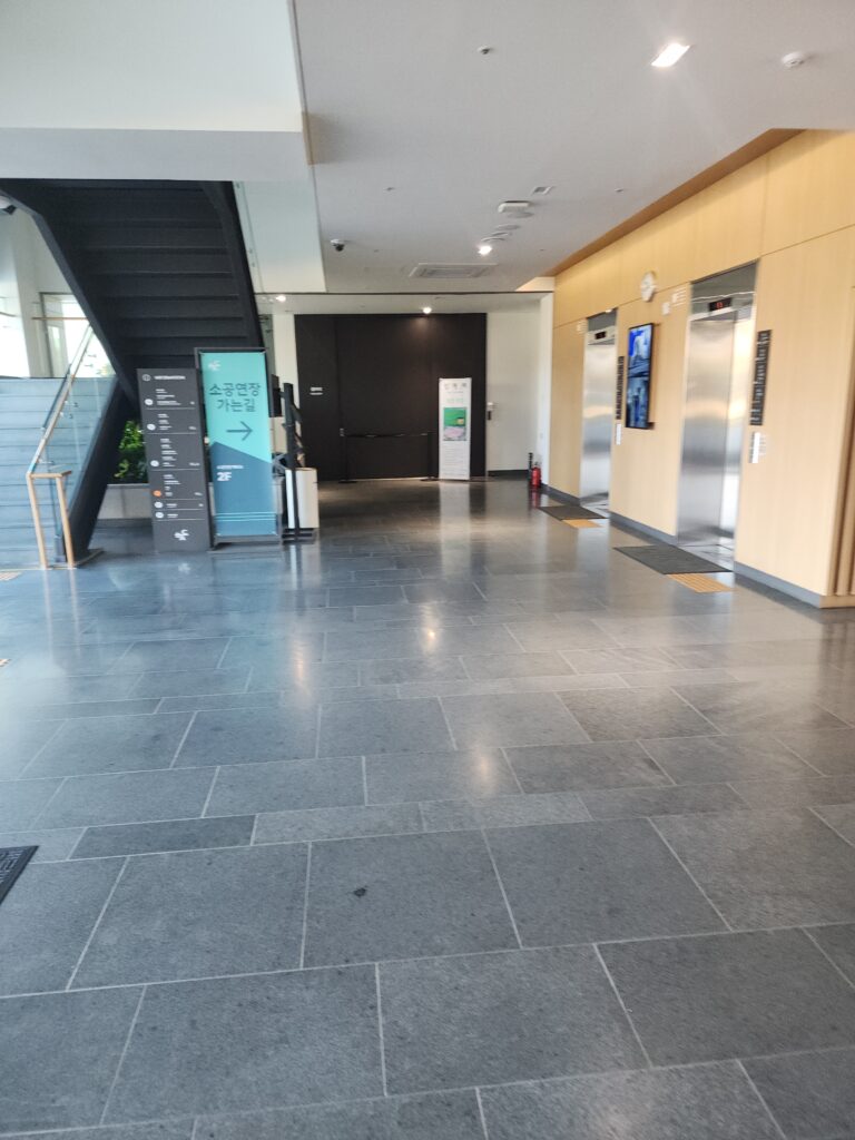 성남시 분당구 수내동 입주청소 이사청소 비용 무료 견적 저렴하고 잘하는 곳 추천: 스팅거클린의 완벽 청소 서비스