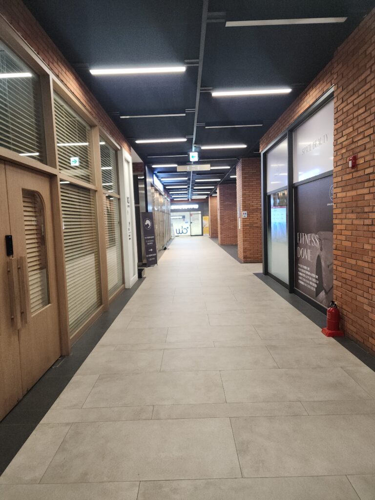 시흥시 신현동 입주청소 이사청소 비용 무료 견적 저렴하고 잘하는 곳 추천: 경험의 차이